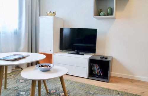 Unterbilk Apartment | Newly renovated studio in Medienhafen am Rhein