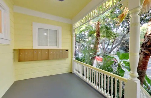 Downtown North Apartment | Newly Renovated Studio w/Bathroom Unit #4