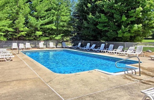 Bellaire Condo | Newly renovated studio condo at 4 seasons Shanty Creek Resort.