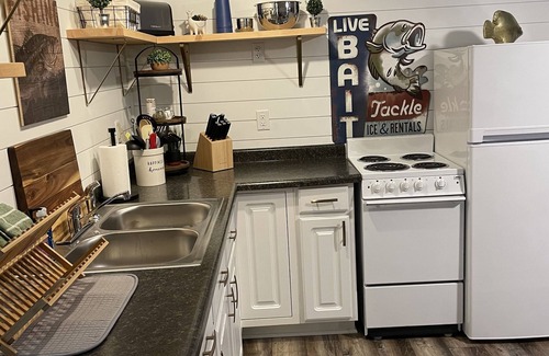 Newaygo Apartment | Newly renovated Studio Apartment with gorgeous Muskegon River views. Hardy Dam.