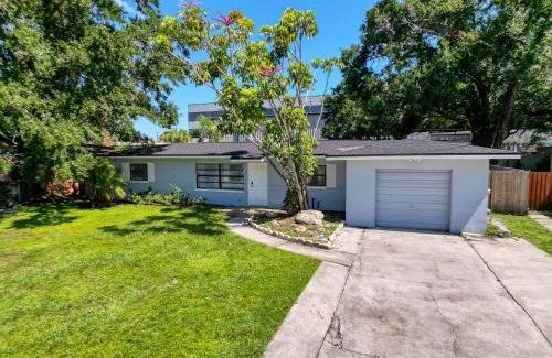 Orient Park House | Newly Renovated Tampa Home Near Hard Rock Casino!