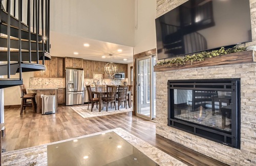 Breckenridge Condo | Newly Renovated, True Ski-In, Ski-Out, Peak 8 base Breckenridge, Sleeps up to 12