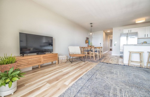 North Carolina Coast Condo | Newly Renovated Modern Beach Front Condo