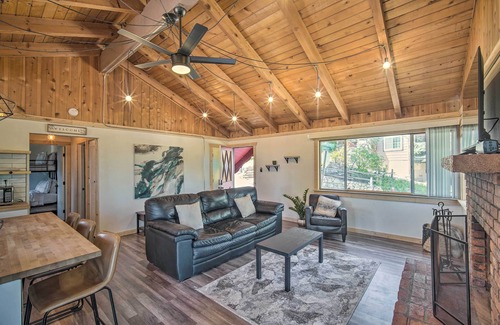 Arrowhead Villas Cabin | Newly Renovated Lake Arrowhead Cabin w/Deck!