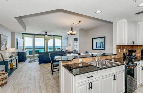 Pensacola Beach Condo | Newly Renovated 2B Gulf Front Tower 1 @ Portofino!