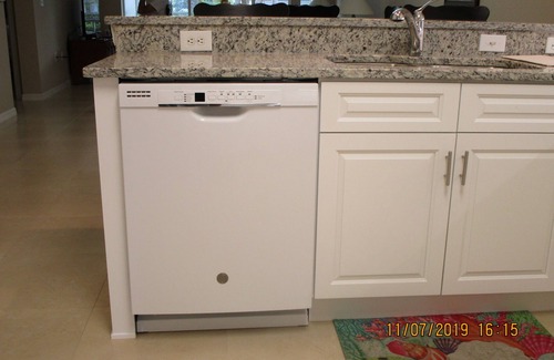 Charlotte Harbor Condo | Newly Renovated 1950 S/F 3 bedroom 2 1/2 Bath End Unit Condo