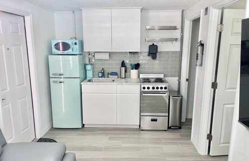 Charlotte Harbor Apartment | Newly Renovated Charlotte Harbor - Sunset Inn #1