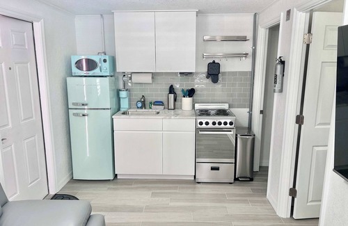 Charlotte Harbor Apartment | Newly Renovated Charlotte Harbor - Sunset Inn #4