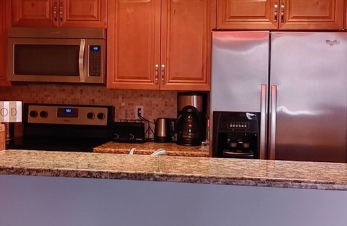 Villages of Palm Beach Lakes Condo | Newly Renovated West Palm Beach Condo