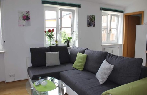 Teisendorf Apartment | Newly renovated vacation apartment Krittian
