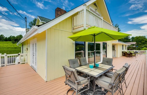 Abingdon Ski Chalet | Newly renovated vacation Villa with private pool.