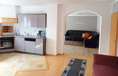 Berngau Apartment | Newly renovated vacation apartment (120sqm) in a quiet location and beautiful view with balcony