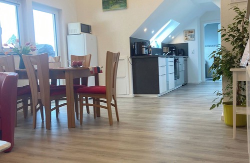 Diez Apartment | Newly renovated vacation apartment with three bedrooms