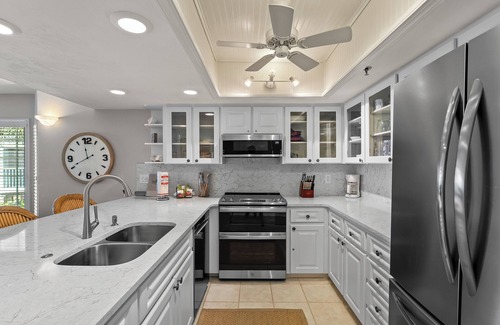Palm Island Villa | Newly Renovated! Very Nice 2 Bedroom Villa with a Gulf view, B2611A