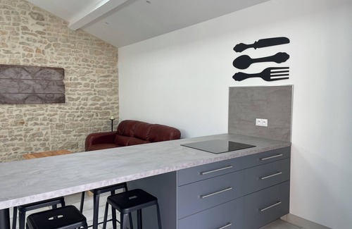 Courant House | Newly renovated village house
