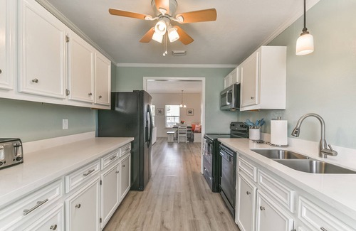 Jamaica Beach House | Newly Renovated Waterfront Home w/Kayaks/Bikes, Ping Pong,4 bedroom, 2 bathroom