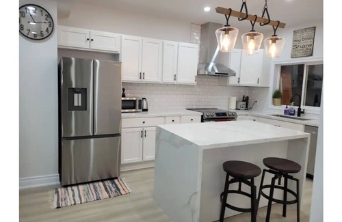 Frankford House | Newly renovated waterfront cottage in Quinte West