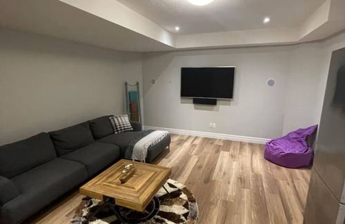 Doon South House | Newly renovated with full privacy home away home close Hwy 401