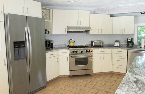 Mashpee House | Newly renovated with private pool/spa 1/2 mile to Popponesett Inn.