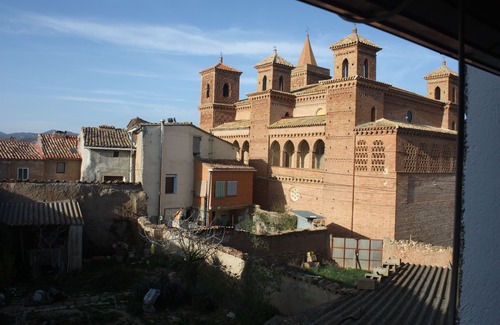 Torralba de Ribota House | Newly restored and beautiful views mudejar church house and saw Armantes