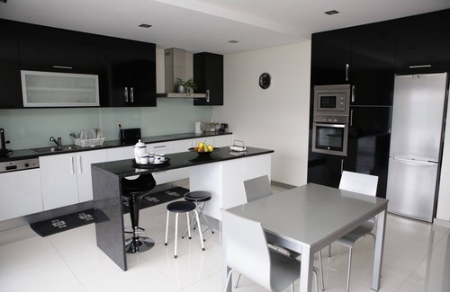 Britelo House | Newly restored house in the center of the village