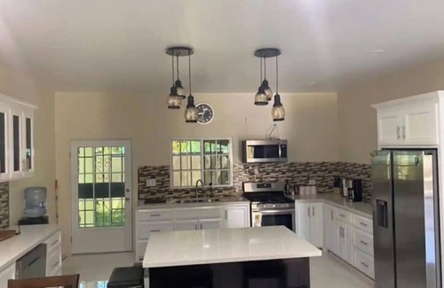 Armenia House | Newly spacious, 3 bedroom home, near downtown