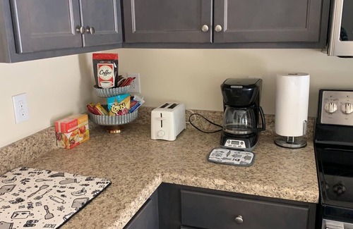 Hubert House | Newly Townhome, 15 mins to Camp Lejeune