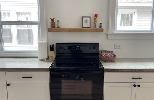 Sioux City House | Newly updated 2 bed, 1 bath in Morningside - Sleeps 6