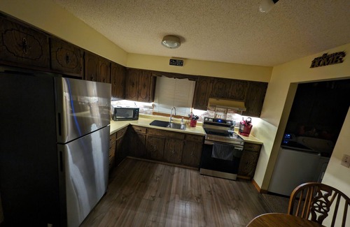 Mattoon House | Newly updated and cozy home! Located near downtown!