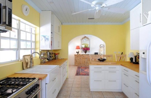 Governor's Harbour House | Newly Updated Home w/Sea & Sunset Views, Private Pool, Walk to Restaurants