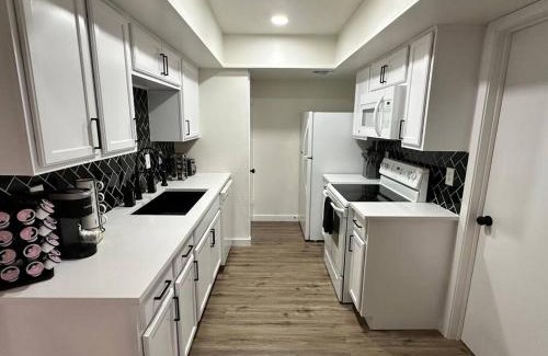 Garland House | Newly Updated Cozy Home