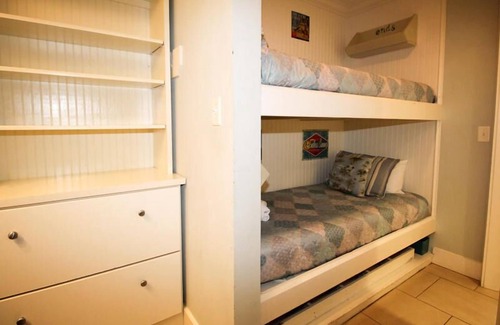 Saint Helena Island Resort | Newly Updated Poolside Studio Steps from Beach, Sandbar, & Tennis