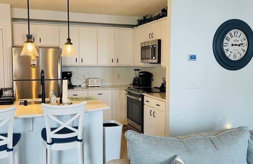 Wildwood Crest Condo | Newly Updated Resort condo in Diamond Beach!