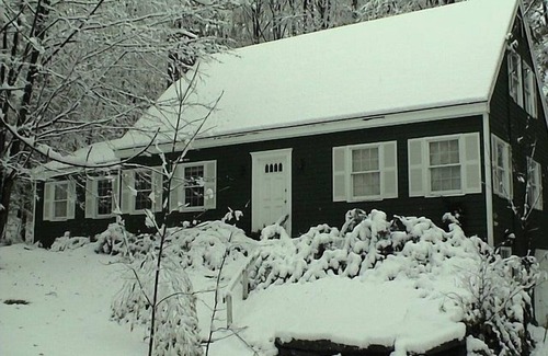 Killington House | Newly updated Ski House w/Outdoor Hot Tub & Game room