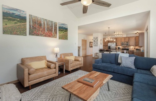 Winter Park Condo | Newly Updated TopFlr Views Of FootHills River Private Balcony Hideaway Park