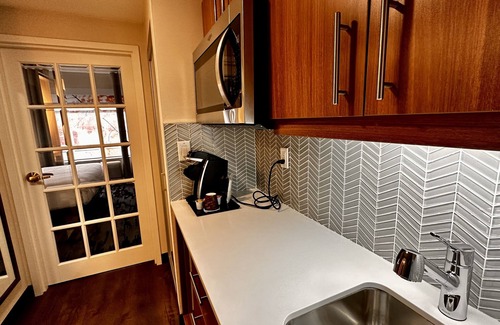 York Regional Municipality Hotel | Newmarket Hotel & Suites