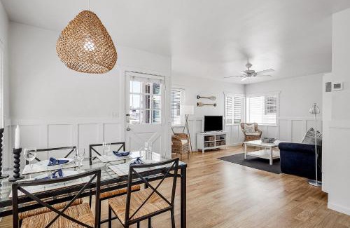 West Newport House | Newport Coastal Comfort