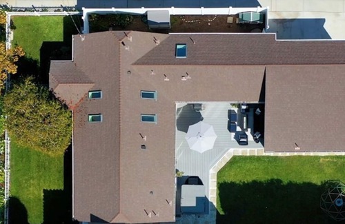 Santa Ana Heights House | Newport Heights Family Home. 4Bdrm/3- Full bath.Walking Distance to ALL