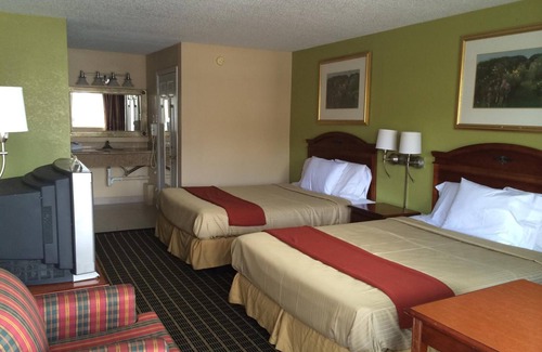 North Newport News Hotel | Newport News Inn
