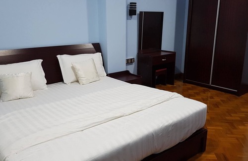Mayangone Hotel | Newton Hotel & Service Apartment