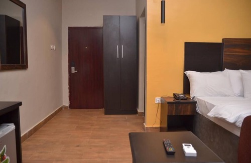 Owerri Hotel | Newton Hotels Limited Owerri