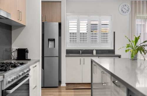 White Hills House | Newtown Family Home