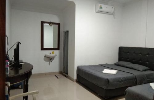 Laweyan House | Nexdeco House Homestay Syariah Solo