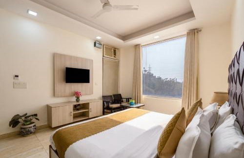 Sector 39 Hotel | Nexhub Stay- Medanta hospital sector 39