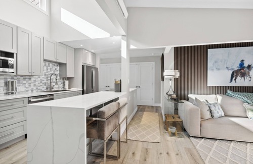 Edwards Condo | nExquisite 2 Bedroom, 2 Bath Avon Condo near the base of Beaver Creek Mountain!