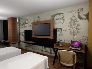Centar Hotel | Next Door Park