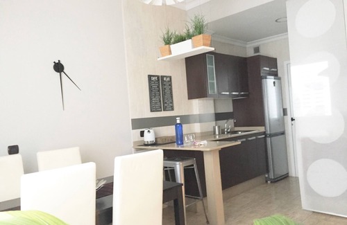 Las Palmas de Gran Canaria Apartment | NEXT TO LAS CANTERAS BEACH! Lovely and spacious apt. 80 m2 well located