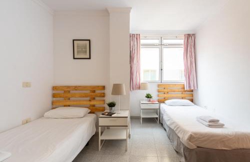 Las Palmas de Gran Canaria House | Next to the beach 5 beds - Wifi by CanariasGetaway