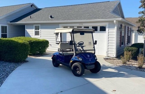 Lake Sumter Landing Villa | NEXT TO LAKE SUMTER GOLF CART PET FRIENDLY