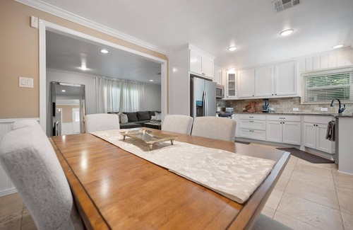 Westcliff House | Next to TCU! Spacious 3 bedroom 2 Baths. Updated.